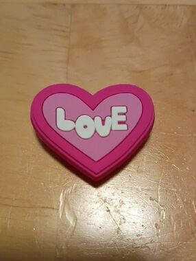 10 for $10 Jibbitz Croc Charms - Pink LOVE Heart 3 - New Shoe Charms